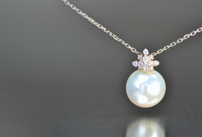 Diamond Pearl Necklace