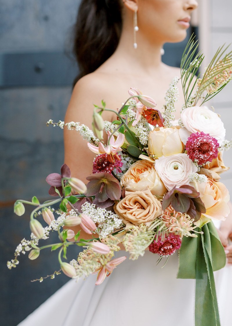 fall colored wedding bouquet