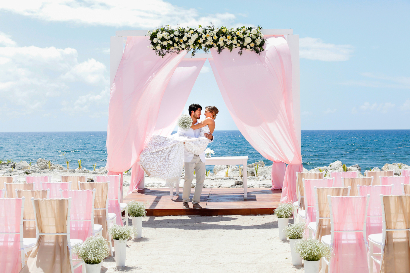 Bliss in Bloom_KarenBussen_Weddings by Palladium9
