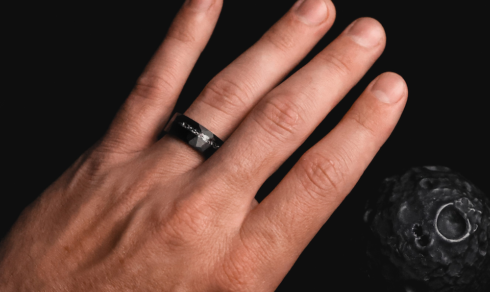 Glossy-Meteorite-Ring