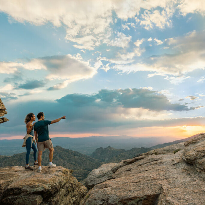 couple-hike-mountain-brand-tucson-canyon-ranch--100